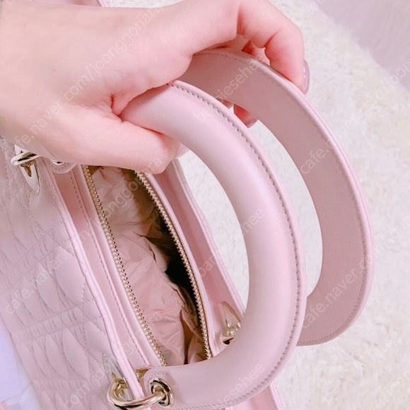 Dior lady bag Large size (Authentic) - Picture 5 of 8